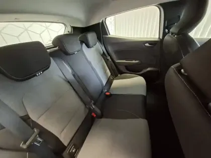 Photo 27 Renault Clio  Blue dCi 100 ch GSR2