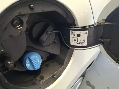 Photo 23 Renault Clio  Blue dCi 100 ch GSR2