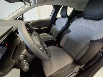 Photo 17 Renault Clio  Blue dCi 100 ch GSR2