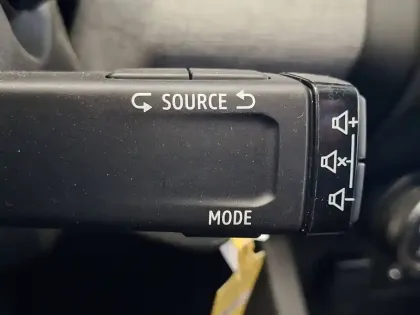 Photo 36 Renault Clio  Blue dCi 100 ch GSR2