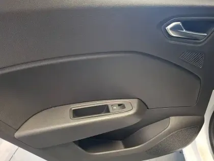 Photo 20 Renault Clio  Blue dCi 100 ch GSR2