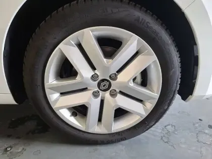 Photo 8 Renault Clio  Blue dCi 100 ch GSR2