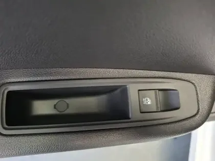 Photo 21 Renault Clio  Blue dCi 100 ch GSR2