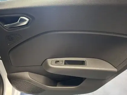 Photo 24 Renault Clio  Blue dCi 100 ch GSR2