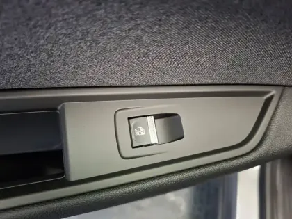 Photo 66 Renault Austral  E-Tech full hybrid 200 GSR2