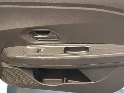 Photo 15 Dacia Sandero Gén. III (BJI) Ph2 Essential 5