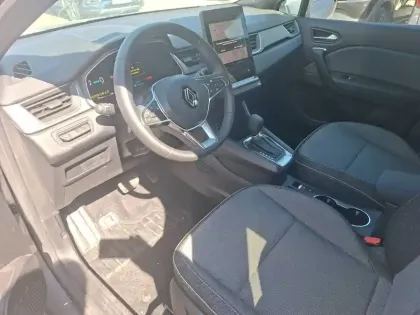 Photo 10 Renault Captur  E-Tech full hybrid 145 ch