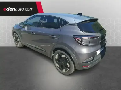 Photo 17 Renault Captur  E-Tech full hybrid 145 ch