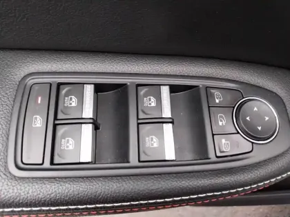 Photo 19 Renault Arkana  mild hybrid 140 EDC FAP - 22