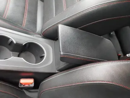 Photo 32 Renault Arkana  mild hybrid 140 EDC FAP - 22