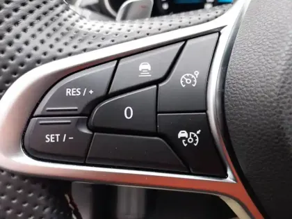 Photo 21 Renault Arkana  mild hybrid 140 EDC FAP - 22