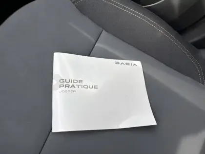 Photo 124 Dacia Jogger  Hybrid 140 7 places GSR2