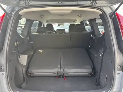 Photo 18 Dacia Jogger  Hybrid 140 7 places GSR2