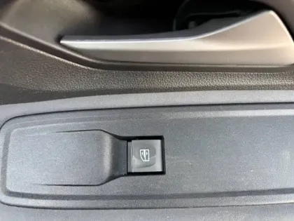 Photo 16 Dacia Jogger  Hybrid 140 7 places GSR2