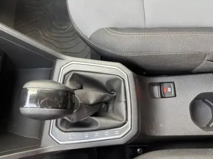 Photo 37 Dacia Jogger  Hybrid 140 7 places GSR2