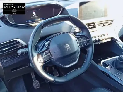 Photo 8 Peugeot 3008  1.5 BlueHDi 130ch S&S BVM6