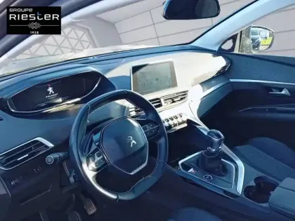 Photo 7 Peugeot 3008  1.5 BlueHDi 130ch S&S BVM6