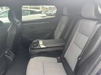 Photo 27 Renault Espace  E-Tech full hybrid 200 GSR2