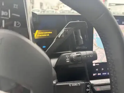 Photo 32 Renault Espace  E-Tech full hybrid 200 GSR2