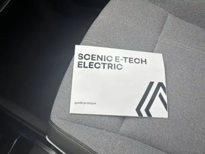 Photo 41 Renault Espace  E-Tech full hybrid 200 GSR2