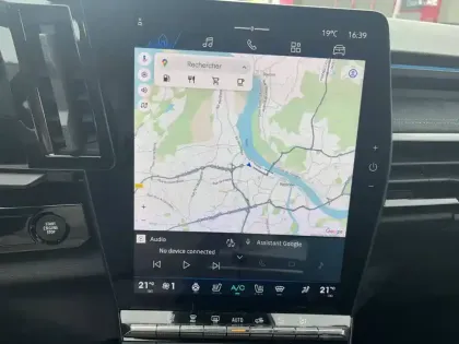 Photo 123 Renault Espace  E-Tech full hybrid 200 GSR2