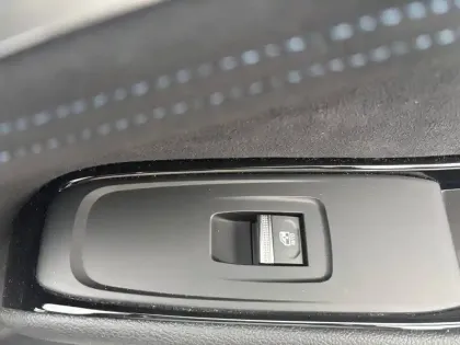 Photo 55 Renault Espace  E-Tech full hybrid 200 GSR2