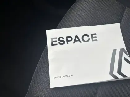 Photo 167 Renault Espace  E-Tech full hybrid 200 GSR2