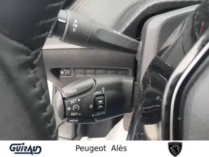 Photo 60 Peugeot 208  PureTech 75 S&S BVM5