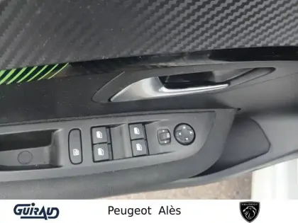 Photo 33 Peugeot 208  PureTech 75 S&S BVM5