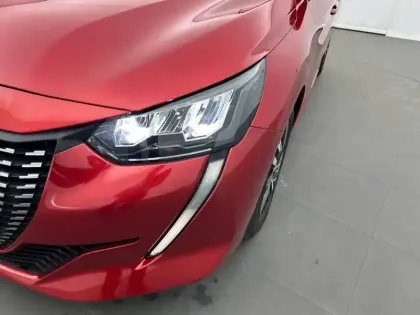 Photo 15 Peugeot 208  PureTech 100 S&S BVM6