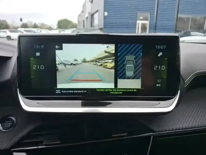 Photo 17 Peugeot 2008  PureTech 130 S&S EAT8