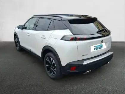 Photo 6 Peugeot 2008  PureTech 130 S&S EAT8