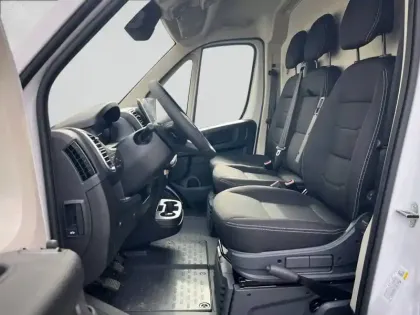 Photo 50 Citroën Jumper  FGN 3.3T D L2H2 140 CH MANUELLE