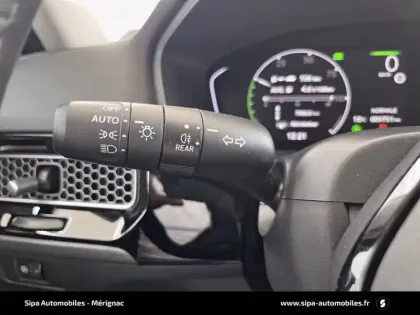 Photo 26 Honda Civic Gén. XI Ph1 Executive 5