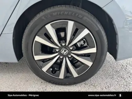 Photo 16 Honda Civic Gén. XI Ph1 Executive 5