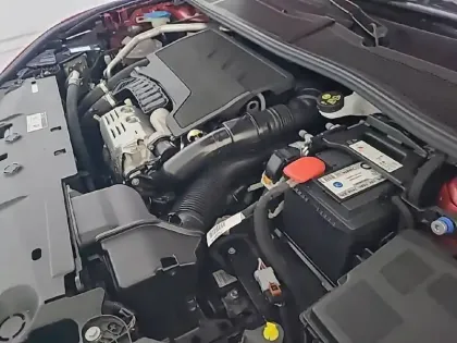 Photo 17 Peugeot 308 Gén. III Ph1 Allure Pack 5