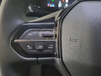 Photo 31 Peugeot 308 Gén. III Ph1 Allure Pack 5