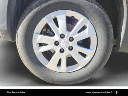 Photo 68 Peugeot Rifter  Standard BlueHDi 100 BVM5