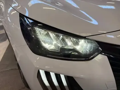 Photo 15 Peugeot 208  100 S&S BVM6