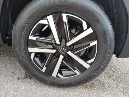 Photo 12 Peugeot 2008  Hybrid 110 e-DCS6