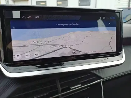 Photo 14 Peugeot 2008  Hybrid 110 e-DCS6