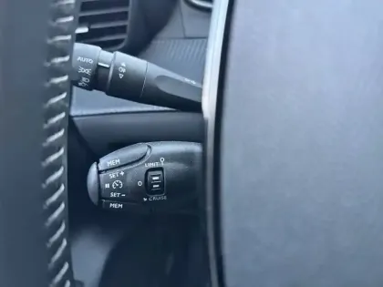 Photo 15 Peugeot 208  Electrique 50 kWh 136ch