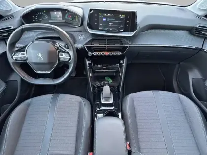 Photo 5 Peugeot 208  Electrique 50 kWh 136ch