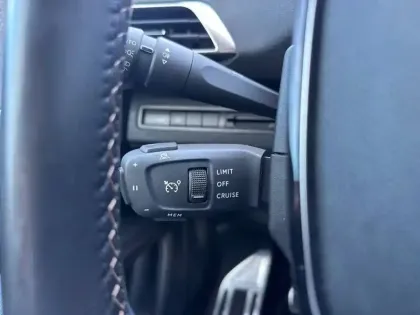 Photo 14 Peugeot 3008 Gén. II Ph2 NG GT 5