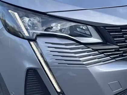 Photo 15 Peugeot 3008 Gén. II Ph2 NG GT 5