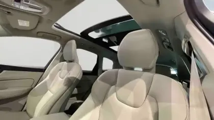 Photo 22 Volvo Xc60 Gén. II Ph2 NG Plus Style Dark 5