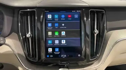 Photo 14 Volvo Xc60 Gén. II Ph2 NG Plus Style Dark 5