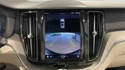 Photo 18 Volvo Xc60 Gén. II Ph2 NG Plus Style Dark 5