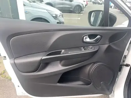 Photo 10 Renault Clio  IV TCe 90 Energy