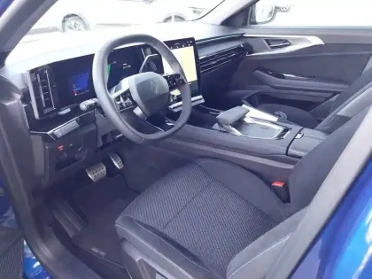 Photo 57 Renault Austral  E-Tech full hybrid 200 GSR2